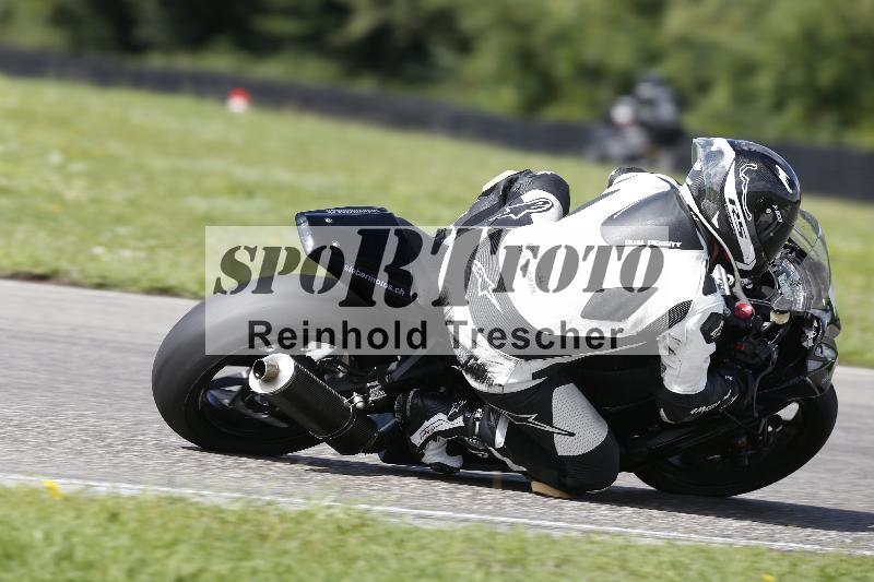 /53 16.09.2025 Track Day Domi Aegerter ADR/Gruppe rot/9